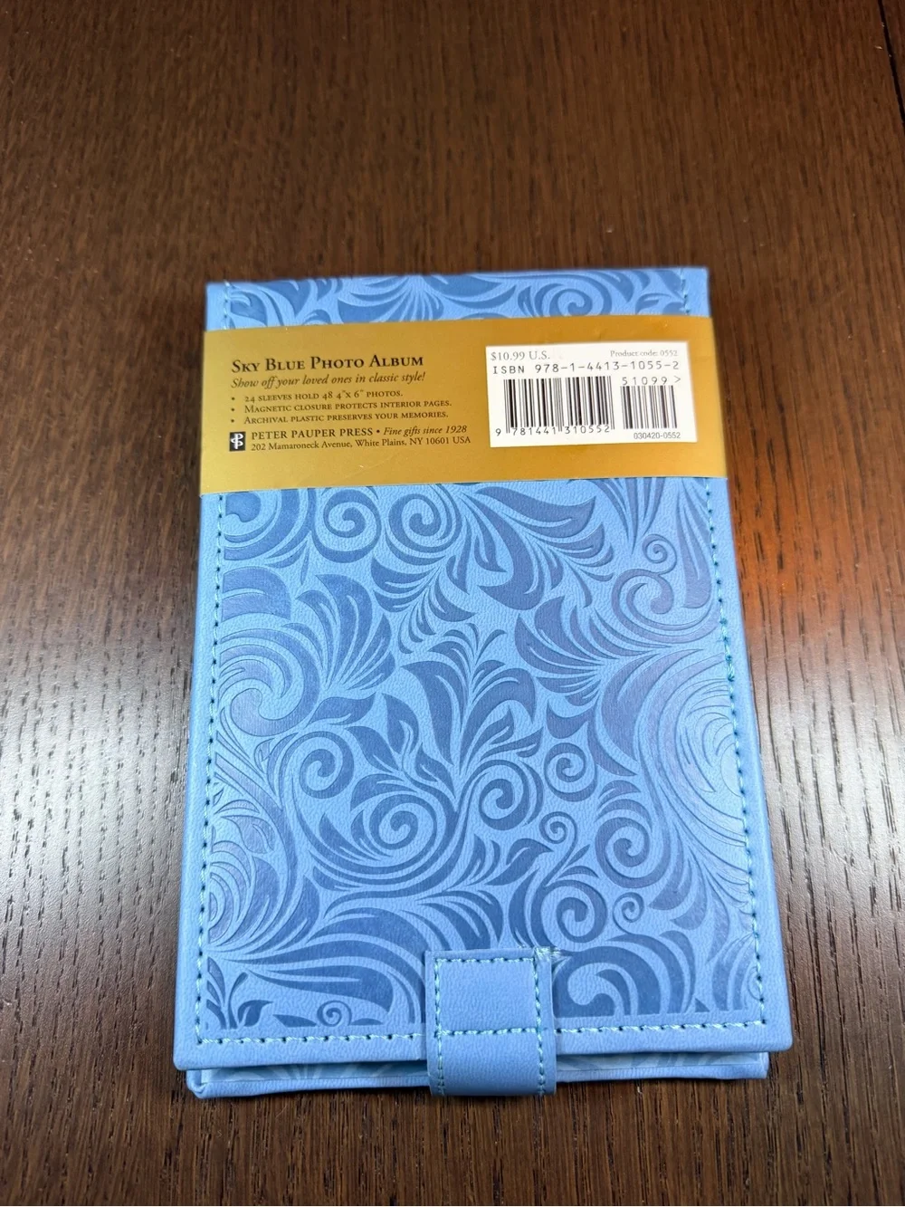 New Blue Floral Pattern Embossed Photo Book holds 48 4x6 Photos
